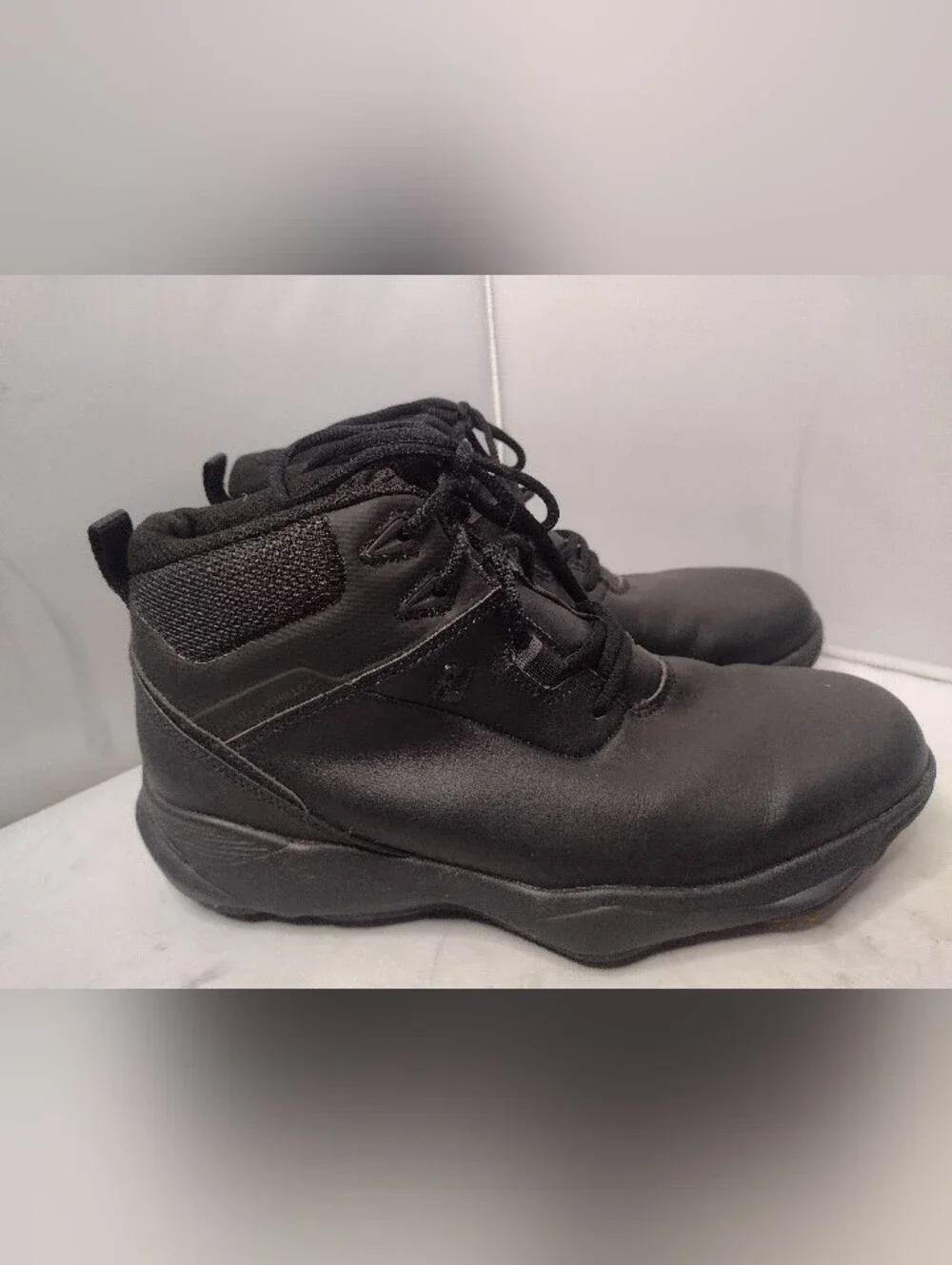 FootJoy Stormwalker Men's Golf Boots Shoes 8.5W Black Cleats Thinsulate Y